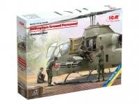 Helicopters Ground Personnel Vietnam War (Vista 2)