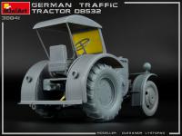German Traffic Tractor D8532 (Vista 12)