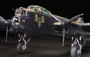 Avro Lancaster B Mk.I/III  (Vista 4)