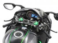 Kawasaki Ninja H2 Carbon (Vista 23)